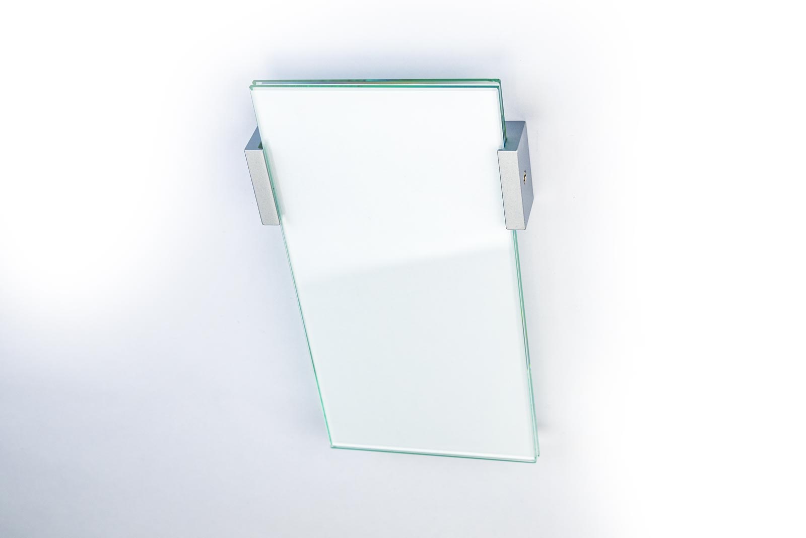 VIGO Leitsystem, Türschild, Montage in extremem Hochformat VIGO Leitsystem, Türschild, Montage in extremem Hochformat